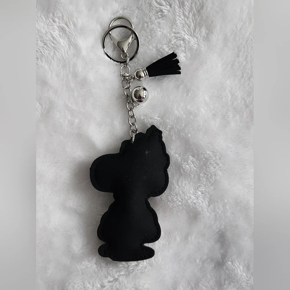 Snoopy With Gray Coat And Hat Rhinestone Keychain with Tassel Bag Charm